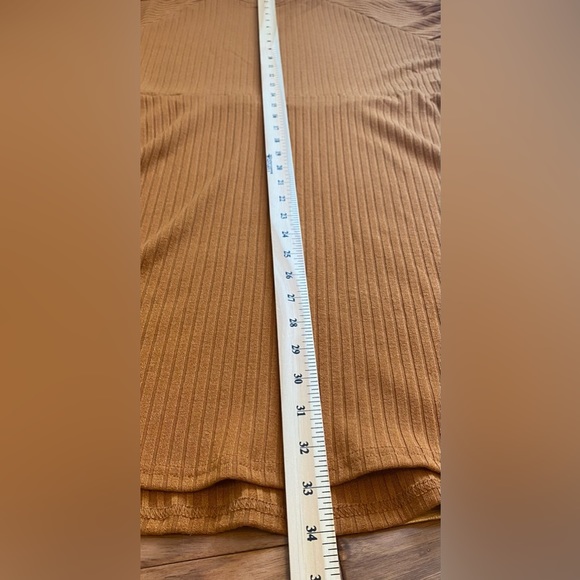 Boutique Sweater Dress NWOT - Picture 4 of 7